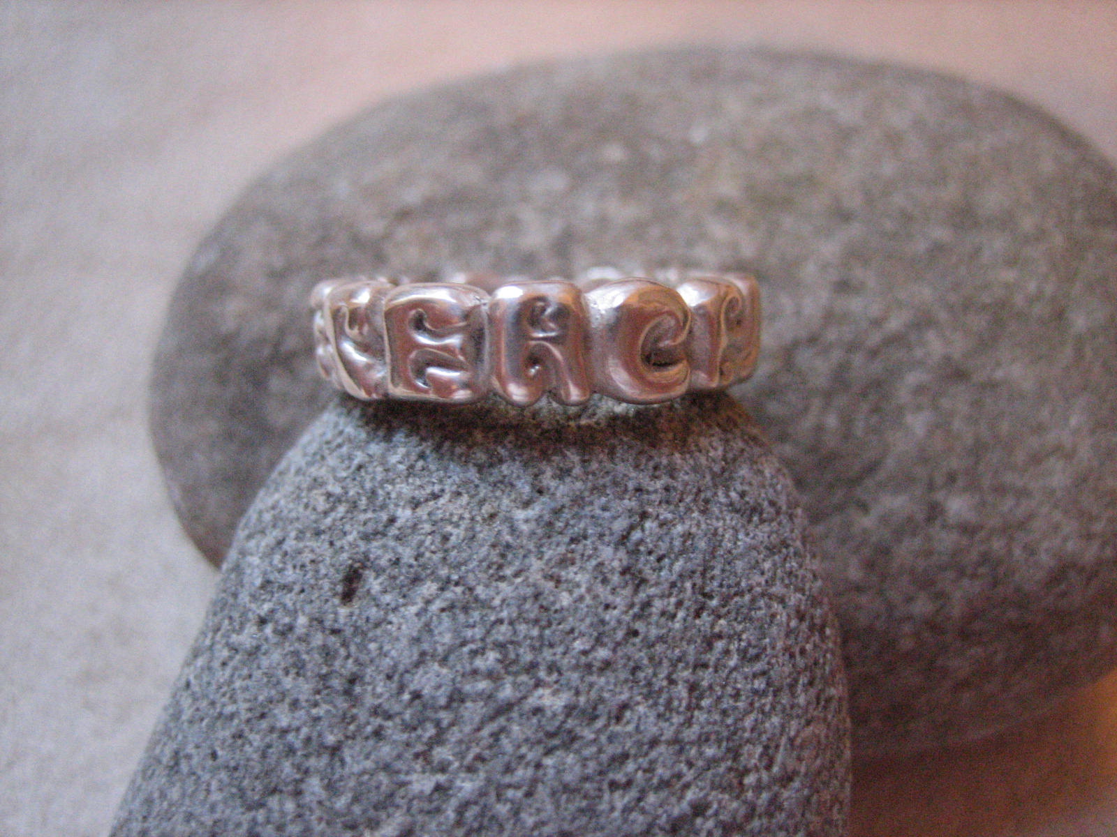[ring+silv+peace.jpg]