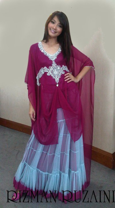 Design Baju Raya Artis : Fesyen baju raya dan aku the egg