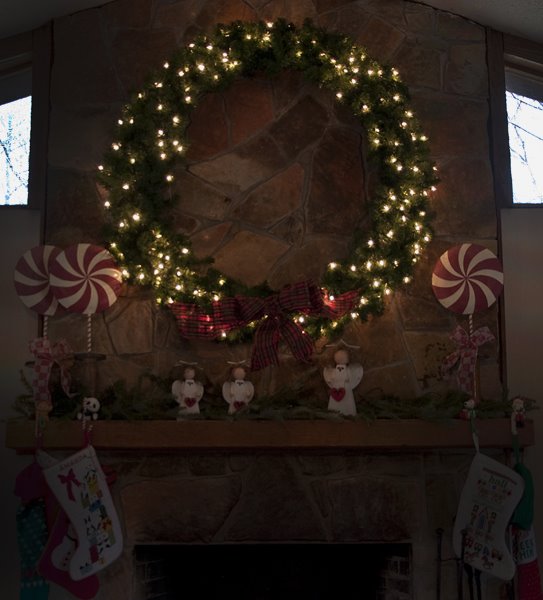 [Wreath.jpg]