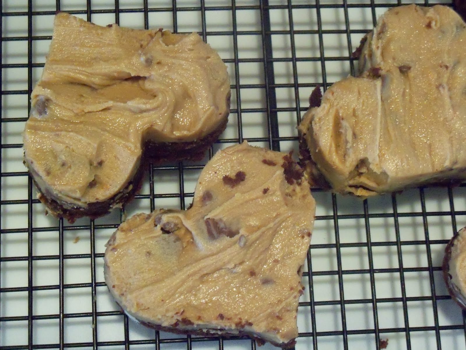 [Easy+Peasy+Peach+Crispy-ChocoPb+Brownie+Blowout+002.JPG]