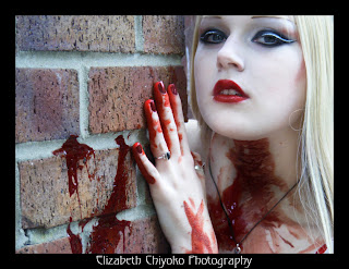 Bloody+Blonde+Goth+Girl+wallpaper.jpeg