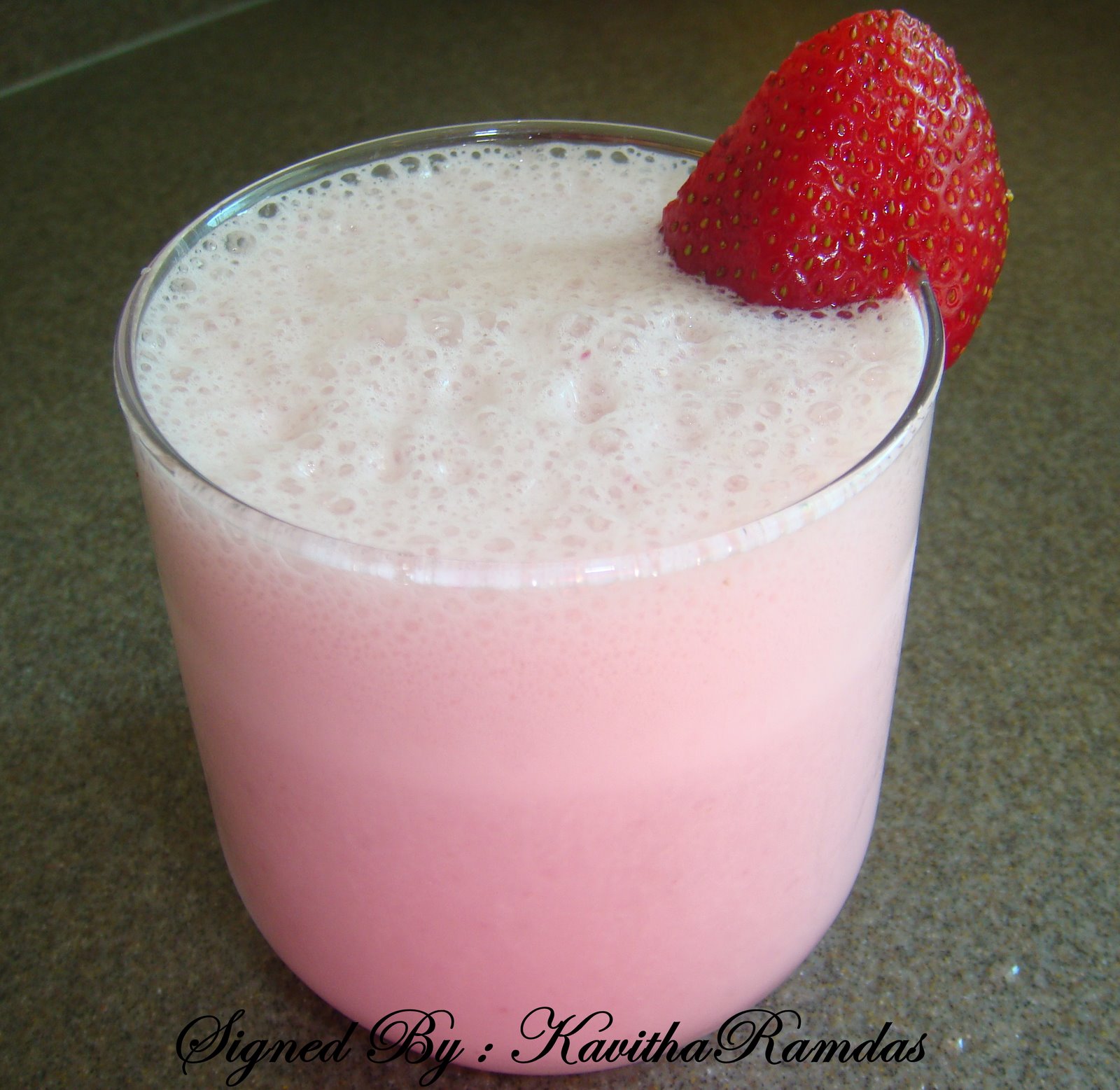 [Strawberryjuice1.JPG]