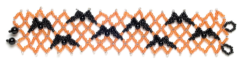 This spider ring tutorial by beaded bracelet tutorial. This spider ring tutorial by