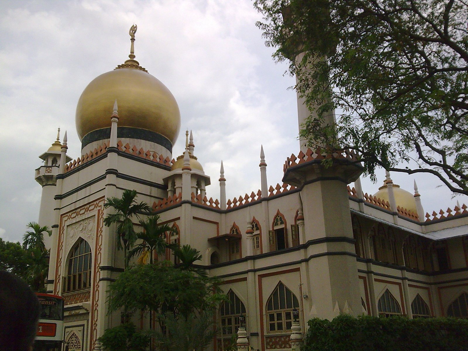 [Sultan+mosque.jpg]