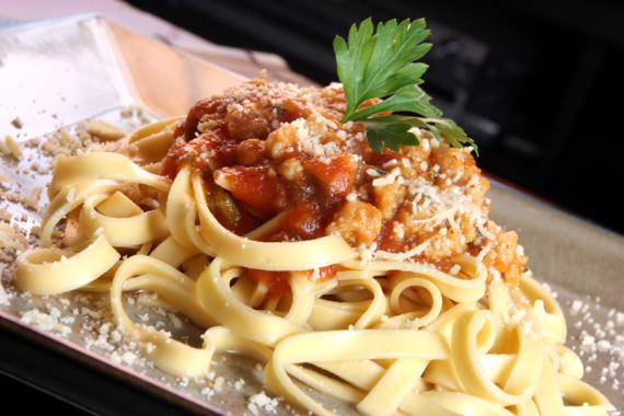 Receita de Talharim ao molho sugo com soja e ervas