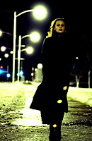 http://4.bp.blogspot.com/_q98Mx0W_-KU/SN4LdCSr2GI/AAAAAAAAE9k/wjTgnfR04kw/s400/GirlWalkingNightelys.jpg