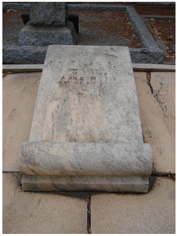 [AlbertJamesWightGraveSTC.jpg]