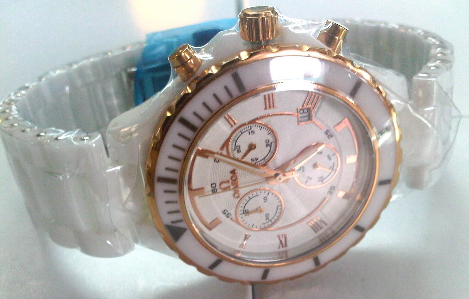 jam tangan omega crono date white keramik jam ini mememiliki diameter