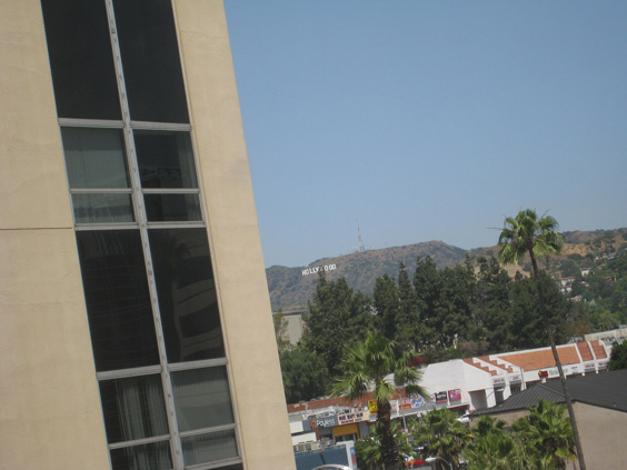 [Hollywood-Sign.jpg]