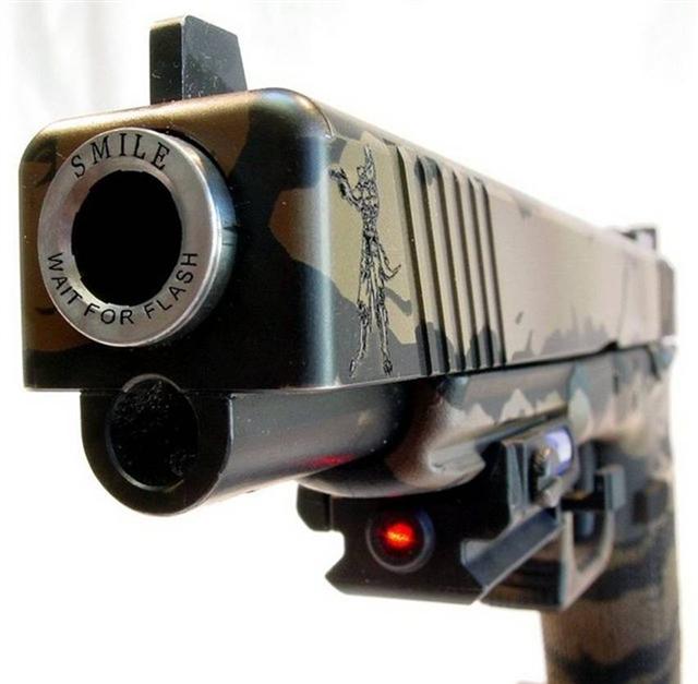 [SMILE-wait-for-flash.jpg]