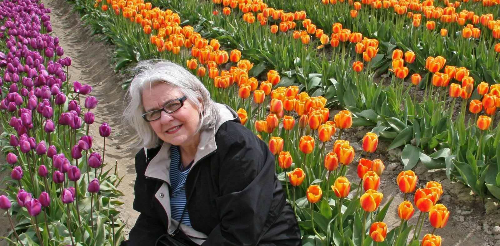 [Christine+with+Tulips.jpg]