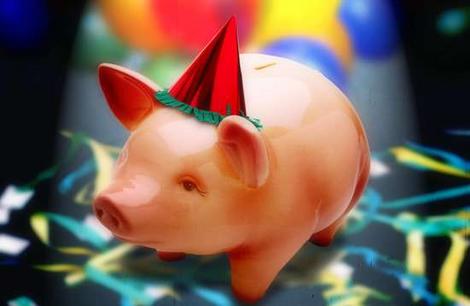 [02PIGGY_BANK_wideweb__470x306,2.jpg]