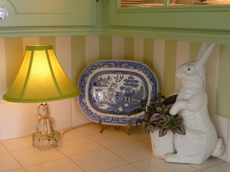 [Summer_Kitchen_in_blue_and_white_040[1].jpg]