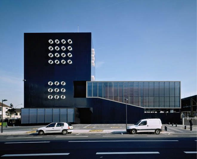 ZORA Saint Denis Police Station