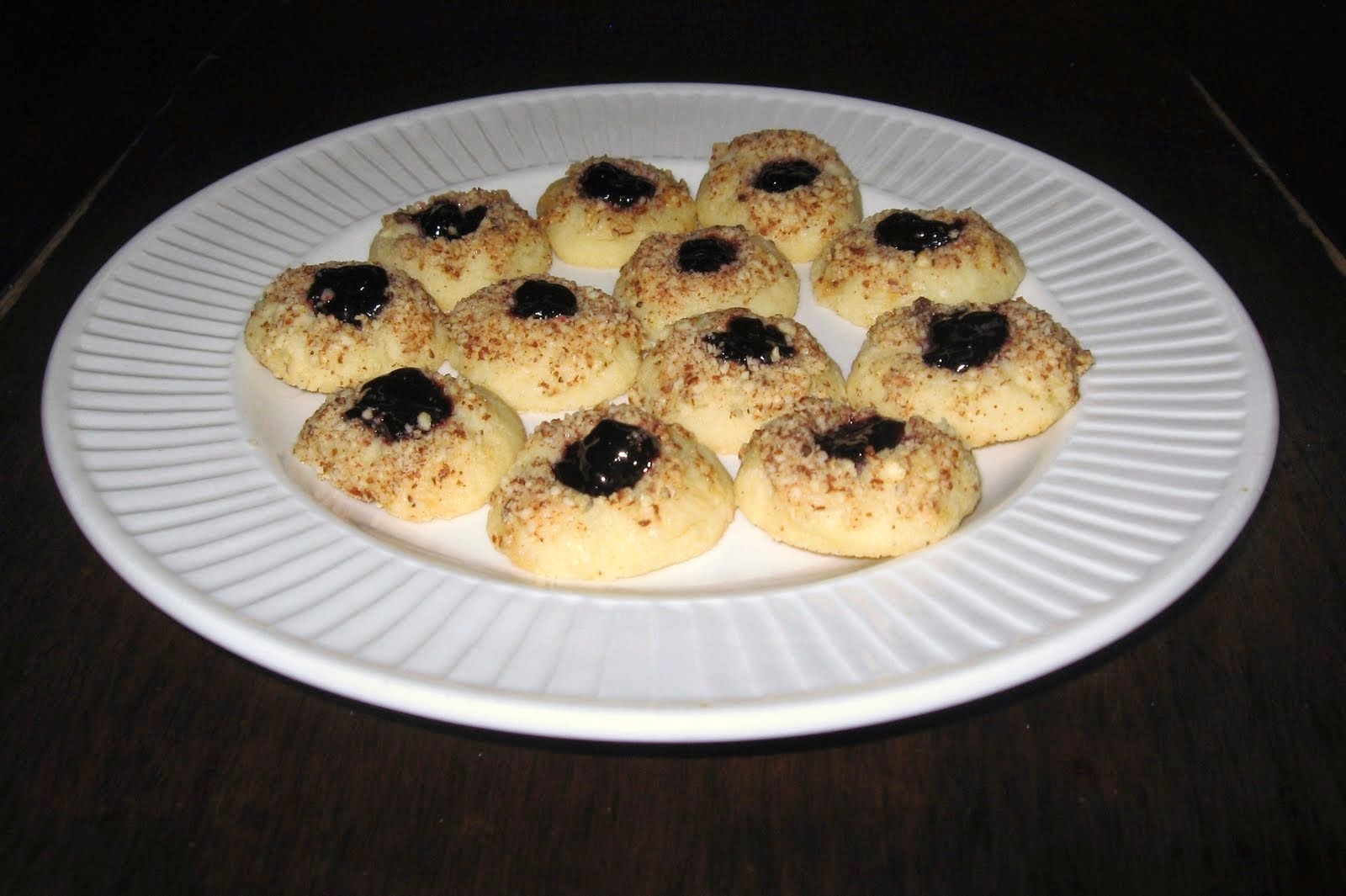 zsuzsa is in the kitchen ALMOND THIMBLE COOKIES