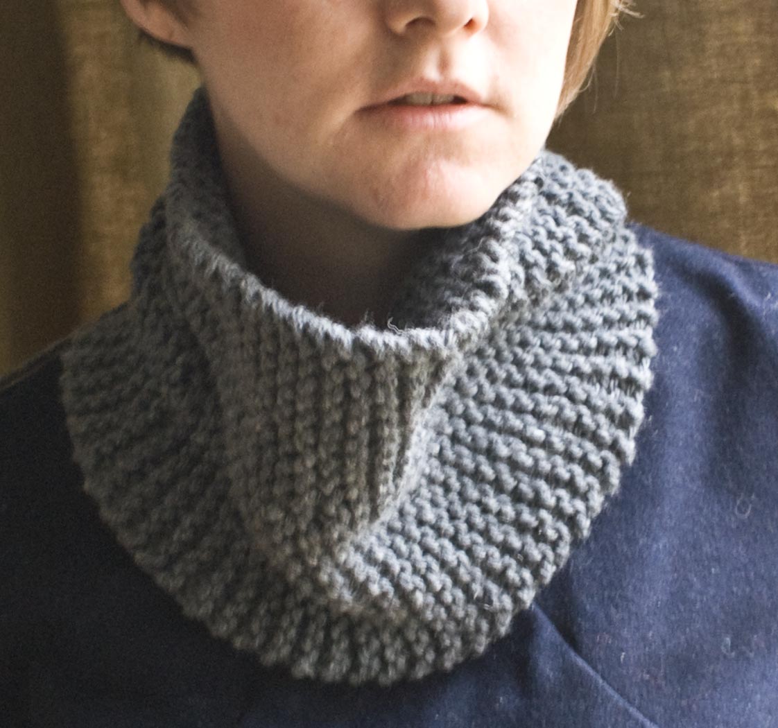 ... knitting lessons and textiles design in London: beginners knitting