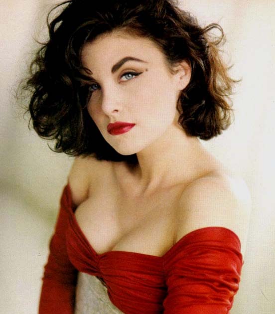 Sherilyn Fenn mobile photo 96