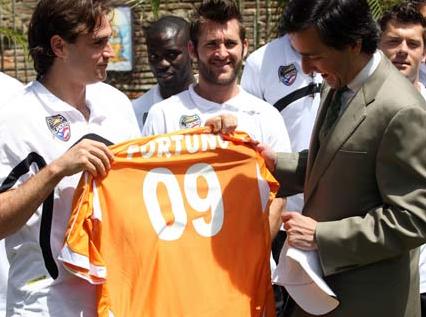 [Fortuno-Islanders.JPG]