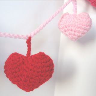 valentine garland: free crochet patterns | make handmade, crochet