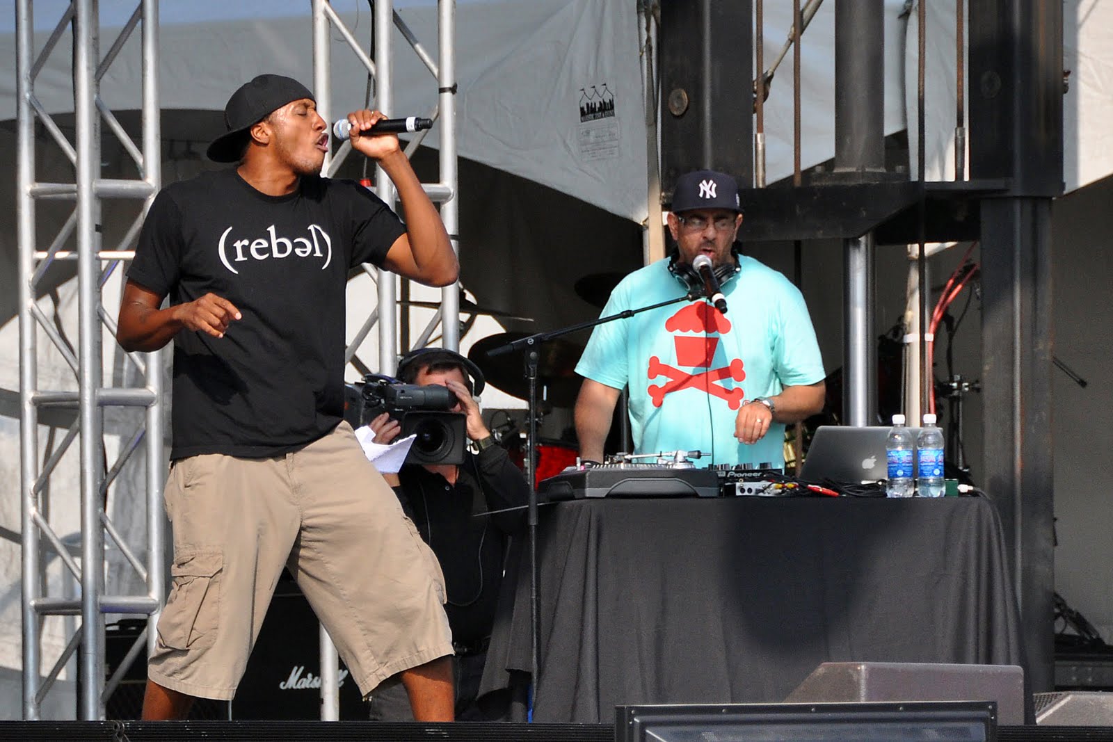 lecrae and wife