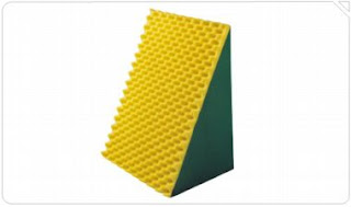 Encosto Triangular Sem Braços