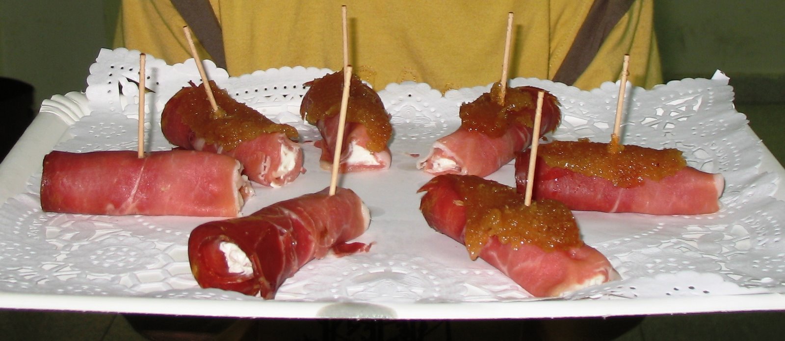 [Rollitodejamonserrano.JPG]