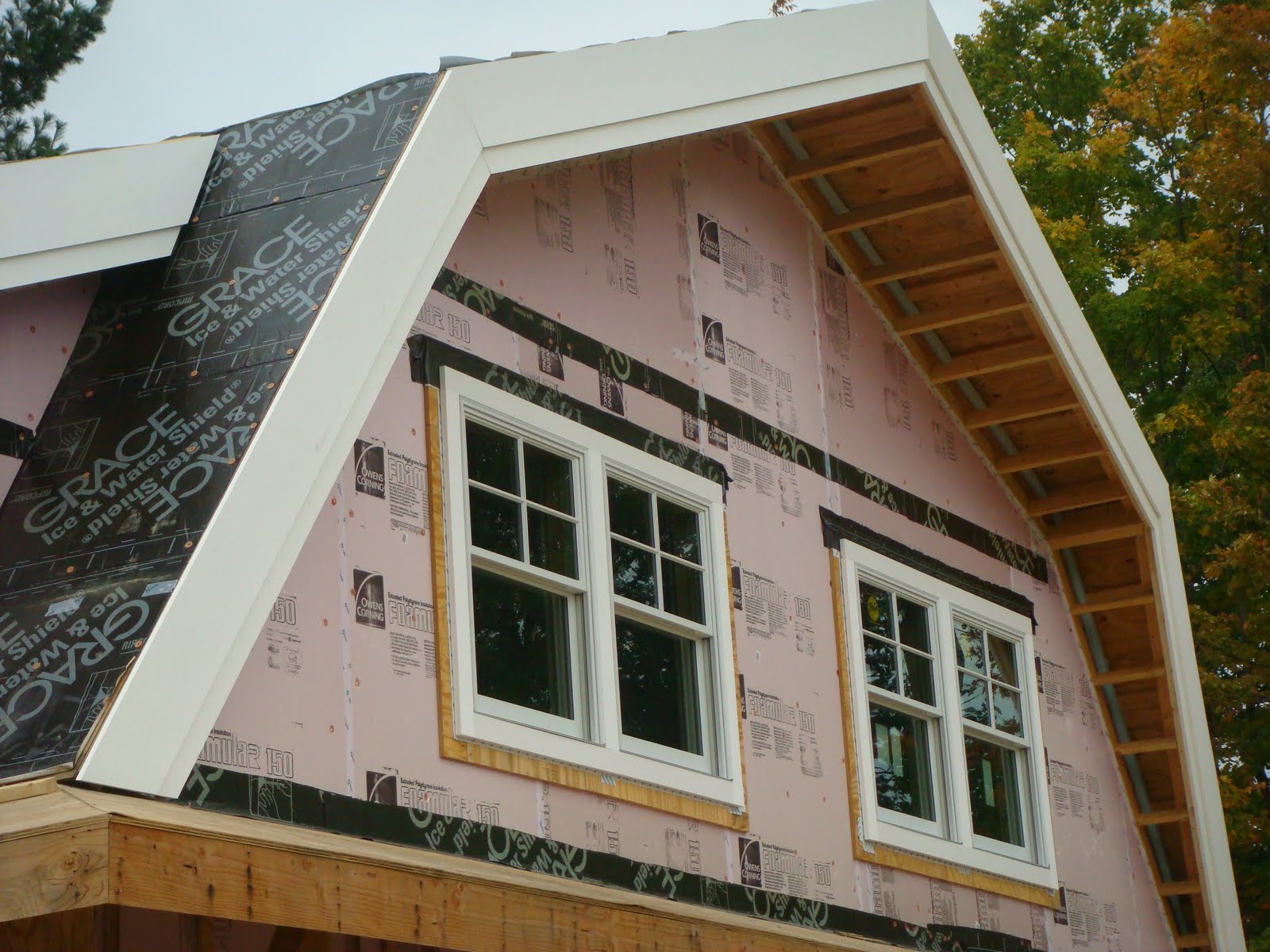 Passive Solar Home &quot;Beagle Brook&quot; Exterior Trim