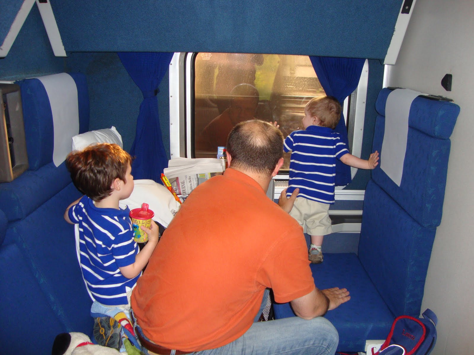 Alessandro and Antonio's World Life On The "Auto Train"