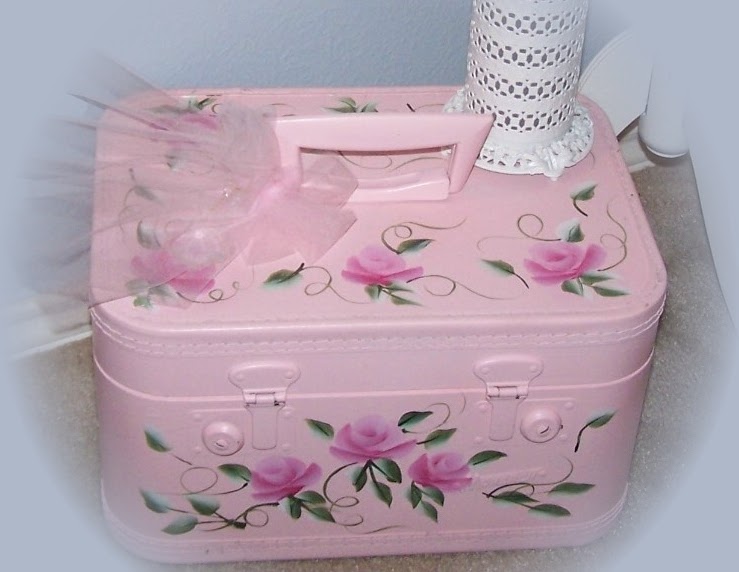 Tea Cottage Pretties VINTAGE TRAIN CASES NO LONGER JUST FOR TRAVEL