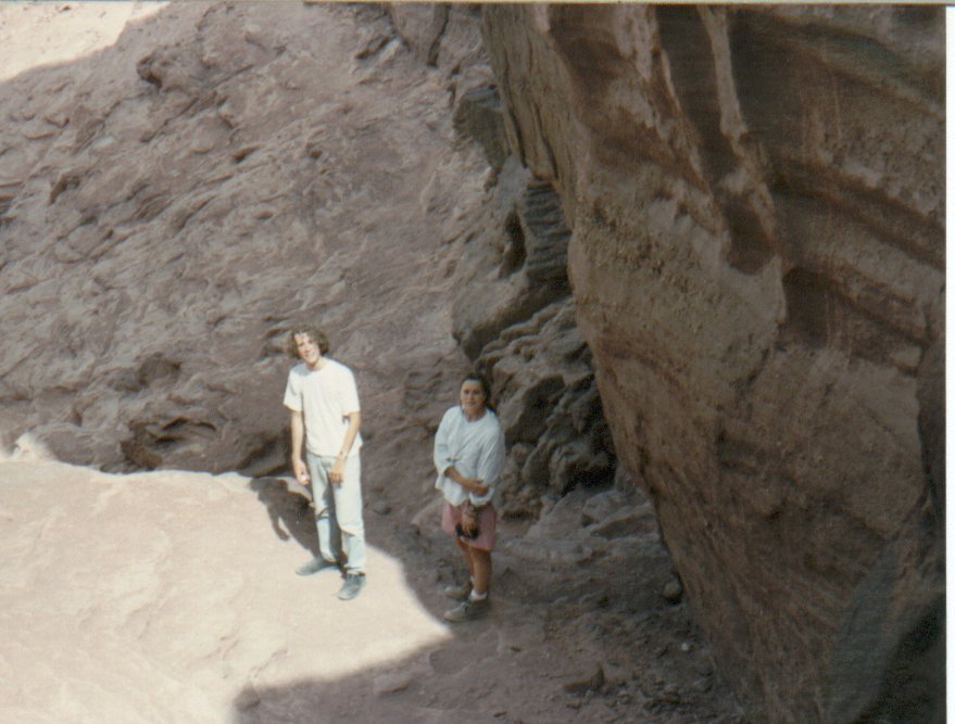 [chrisdonnatimna.jpg]