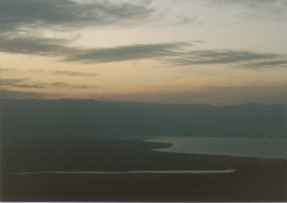 [sydeadseasunrise.jpg]