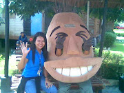 _sit beside mr. coco_