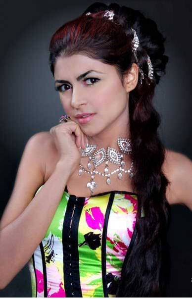 Ayesha Gilani Miss Pakistan Hot Pictures Hot Wallpapers Photoshoot images