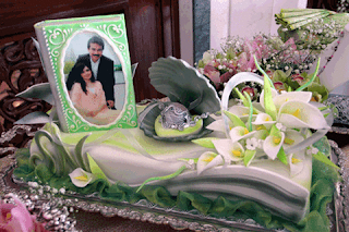 Hantaran Perkahwinan Siti Nurhaliza & Datuk Khalid | GUBAHAN HANTARAN | Hantaran Perkahwinan | hantarankahwin.com | barang hantaran perkahwinan | BUTIK HANTARAN | Hantaran kawin &tunang | Contoh gubahan hantaran | WEDDING FAVORS, Gifts, Flowers, Hantaran, Gubahan PERKAHWINAN