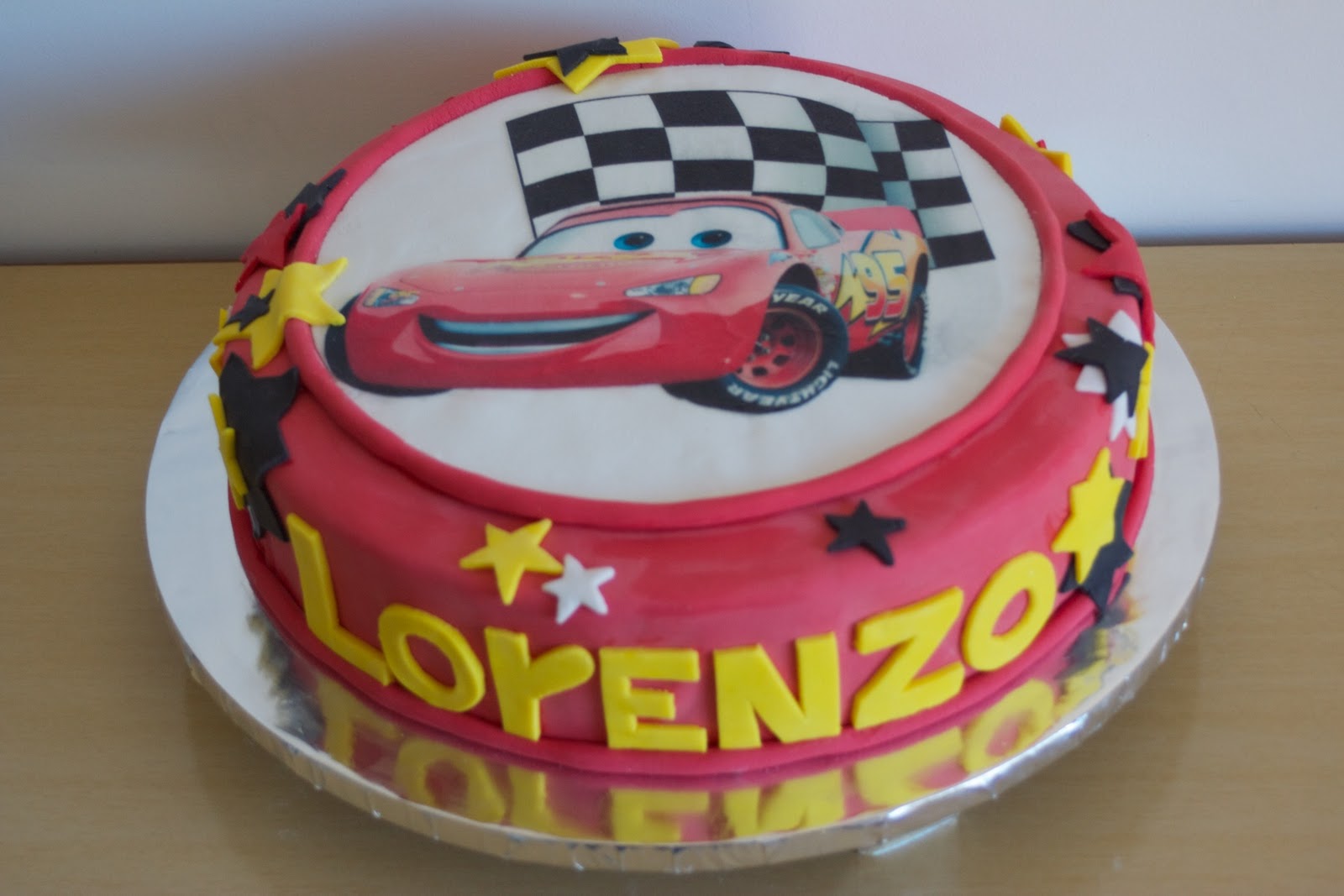 Bolo Carros Relâmpago McQueen - Cars cake ( Lightning Mc Q…