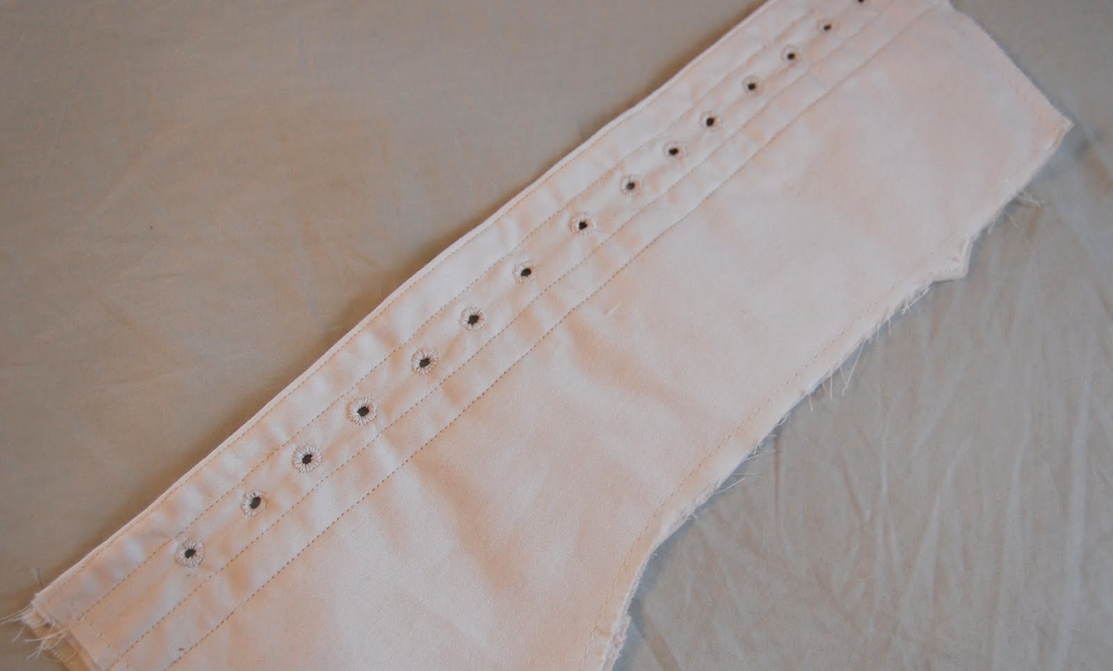 The Story of a Seamstress Tutorial Historical Thread Eyelets