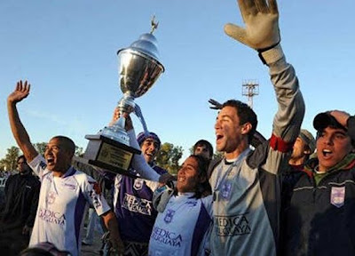 Defensor Sporting campeón Apertura 2010