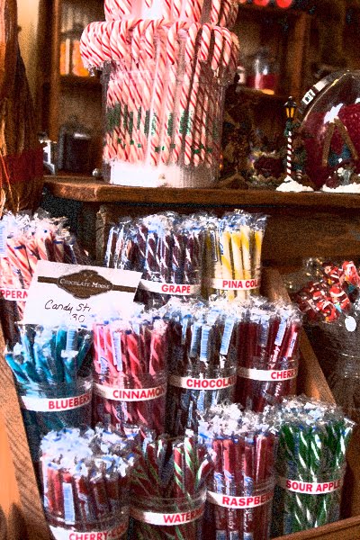 [candystore3.jpg]