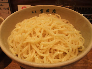 麺屋 吉左右の大盛つけ麺の写真