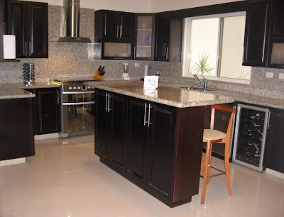 Servicios de Mantenimiento é Instalaciones: Instalación de Cocinas