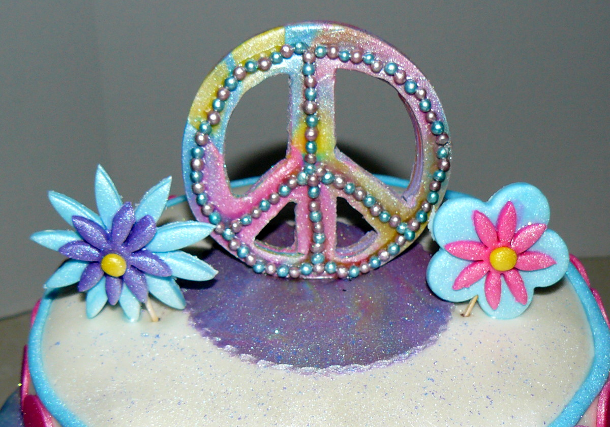 peace symbol cakes