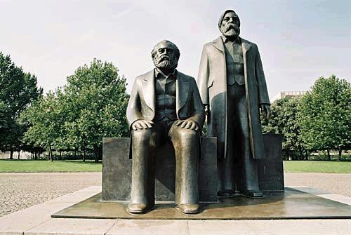 [Marx-Engels-Forum01.jpg]