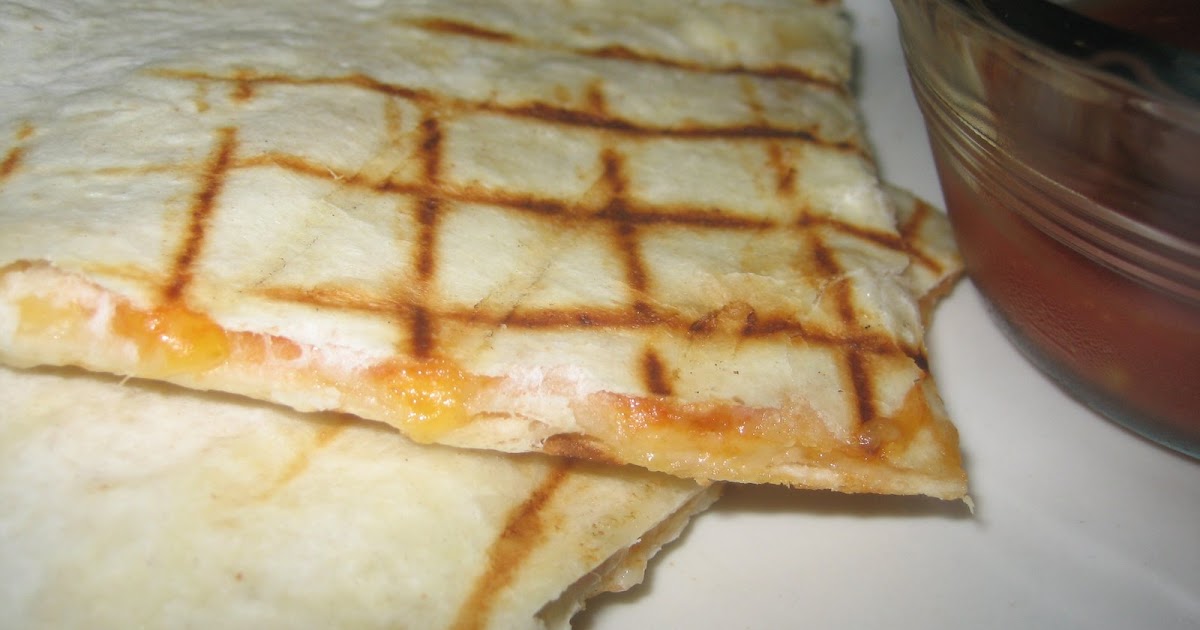 Stephanie Cooks Applebees Cheese Quesadillas