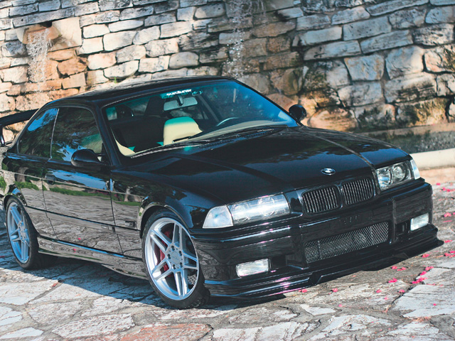 BMW 318 Compact Delage sport (2003) BMW 318 Compact Delage sport (2003)