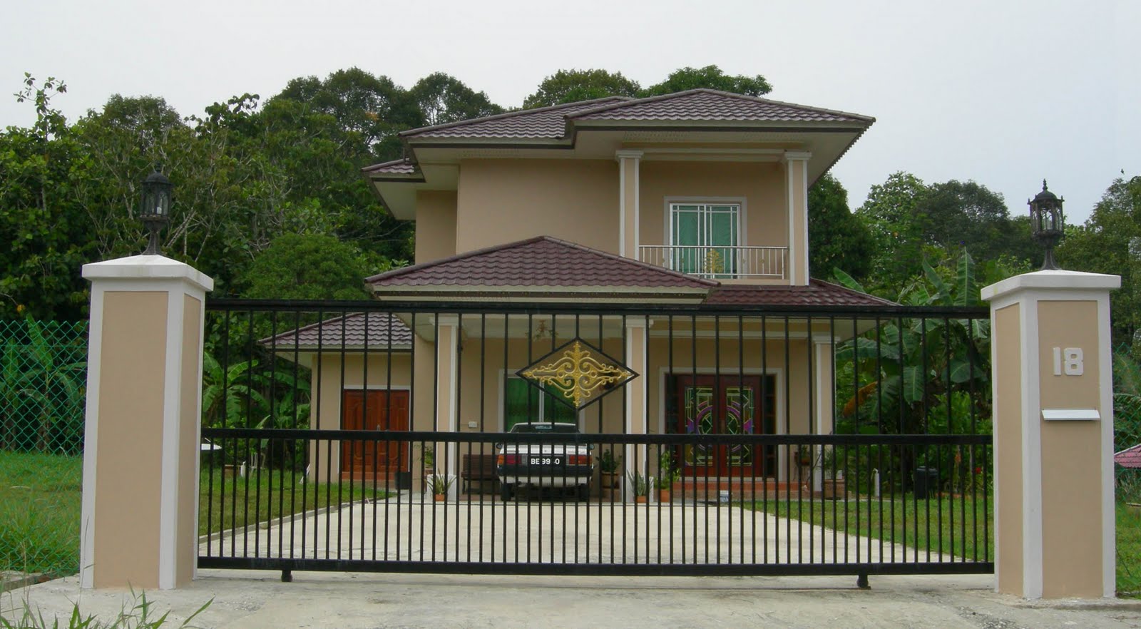 I mean to say... Brunei in Pictures Brunei is a Beautiful Place.