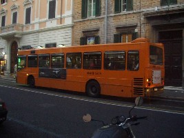[t_italian_bus.jpg.jpg]
