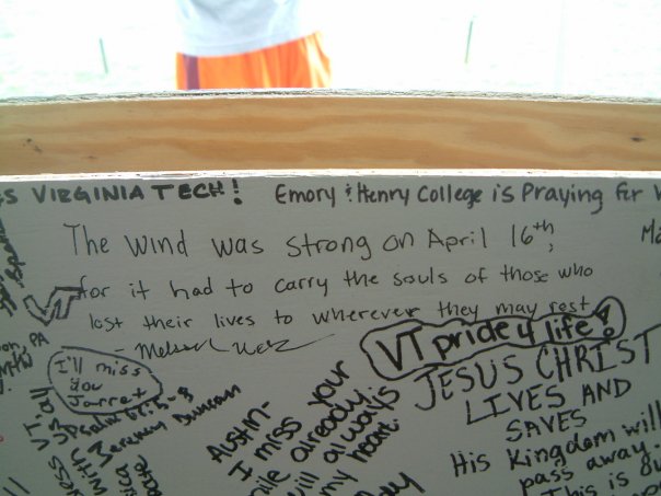 [n12325647_33676377_9133.jpg]