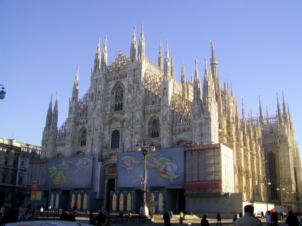 [milan-duomo.JPG]
