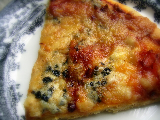 [pizza-4fromages.JPG]