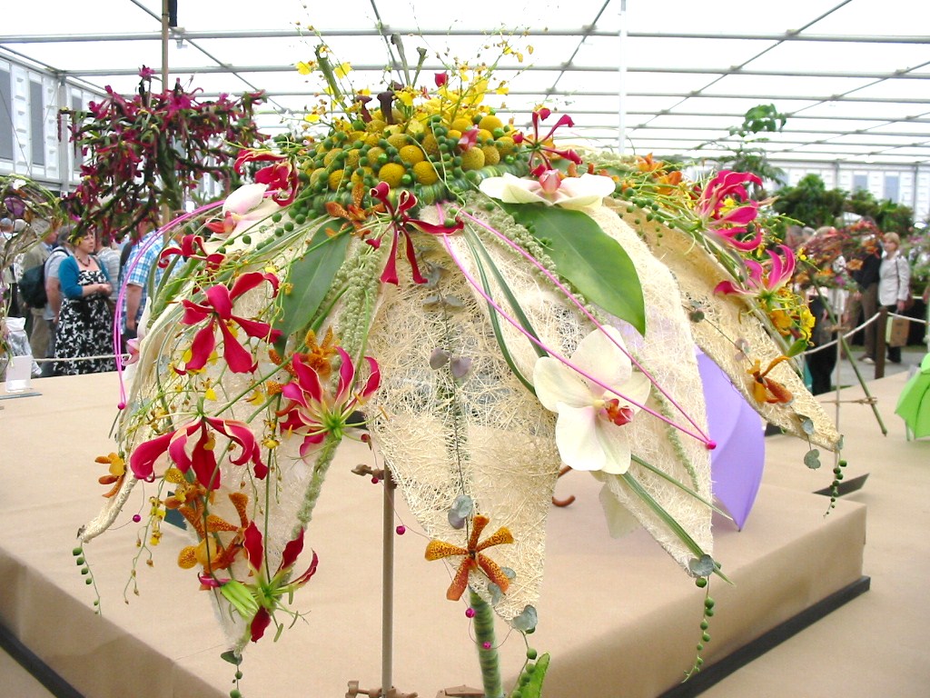 Vicki's Floral Art and Design Work: Flower arrangements at Chelsea 2010